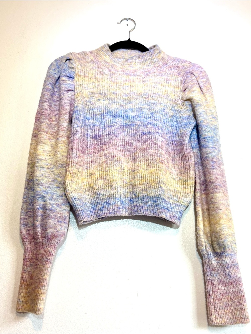Pastel Puffed Sleeved Sweater
